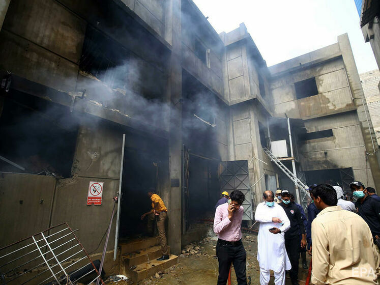 У Пакистані сталася пожежа на нелегальному заводі, загинуло 16 осіб