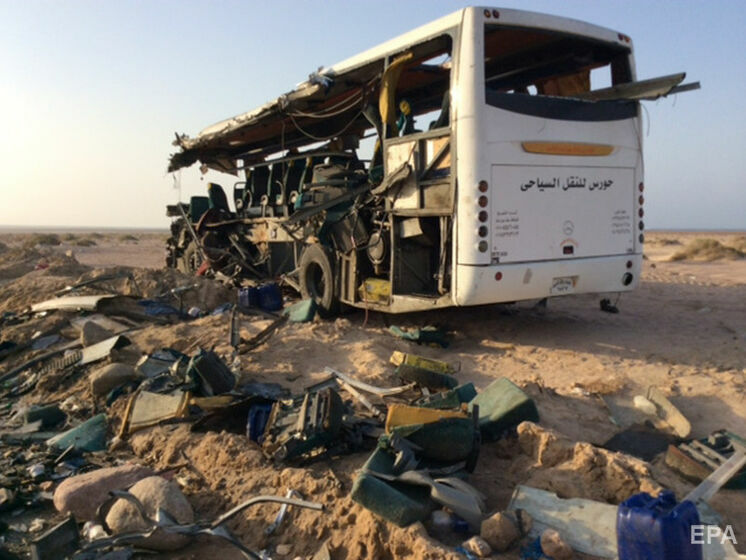 В Египте перевернулся пассажирский автобус. Погибло 12 человек, среди них – дети