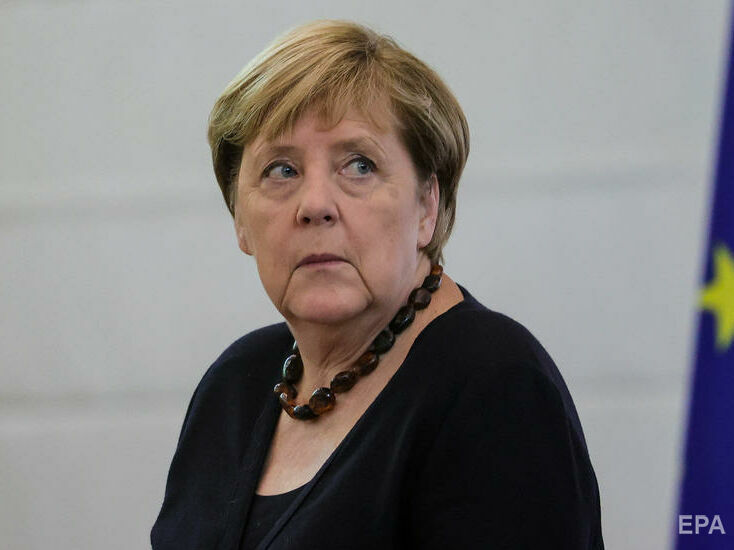У Німеччині рейтинг блоку Меркель обвалився до рекордно низького рівня
