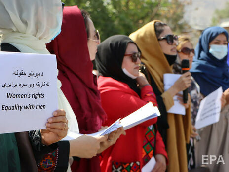 Талибы запретили совместное обучение женщин и мужчин в университетах