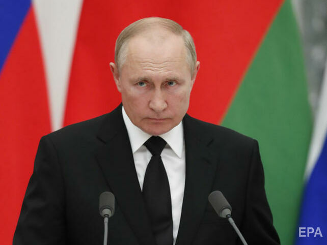 Путін пішов на самоізоляцію, у його оточенні є хворі на COVID-19 – Кремль