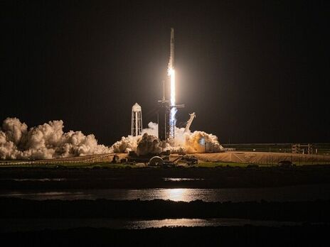 Після відправлення місії SpaceX у космосі перебуває максимальна кількість людей в історії – New York Times