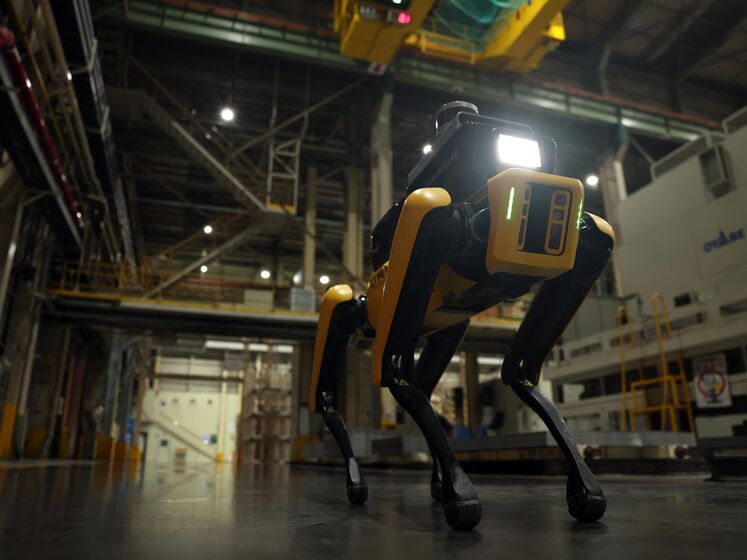Робот Boston Dynamics будет следить за безопасностью на заводе Hyundai в Южной Корее