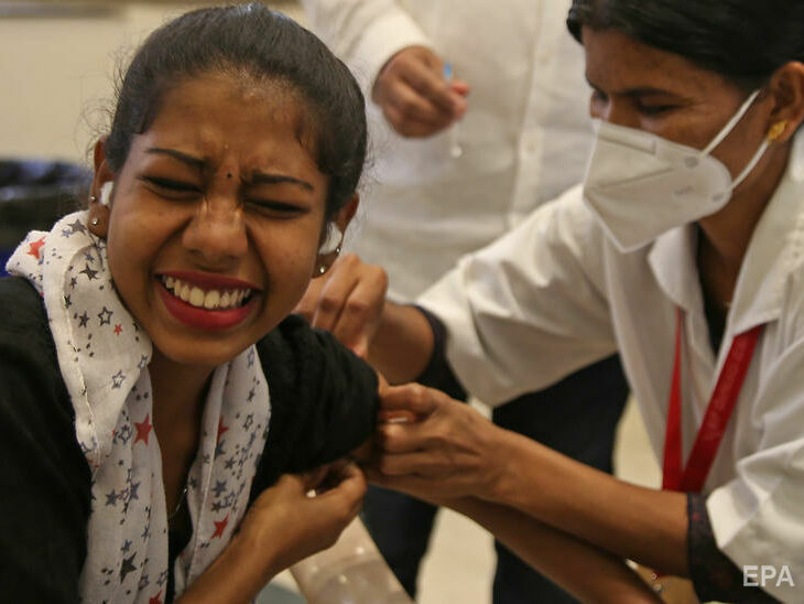 В Индии ко дню рождения премьер-министра сделали рекордное количество прививок от COVID-19