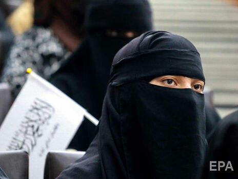 Таліби після захоплення влади почали обмежувати права жінок