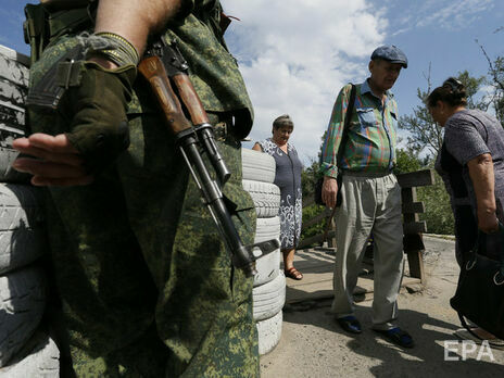 На Донбассе продолжается вооруженный конфликт с пророссийскими боевиками