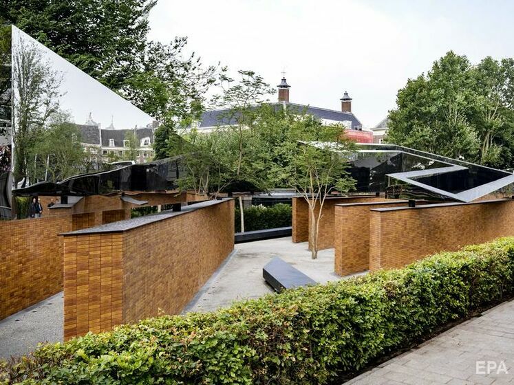 В Амстердамі відкрили Національний меморіал на згадку про жертв Голокосту