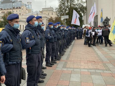 Под Радой произошла стычка между представителями движения "SaveФОП" и полицейскими