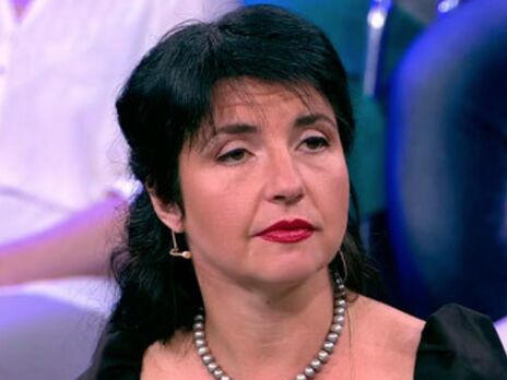Янина Соколовская: При мизерных шансах быть избранным на должность городского головы перенос выборов дает ему возможность еще полгода посидеть в кресле мэра
