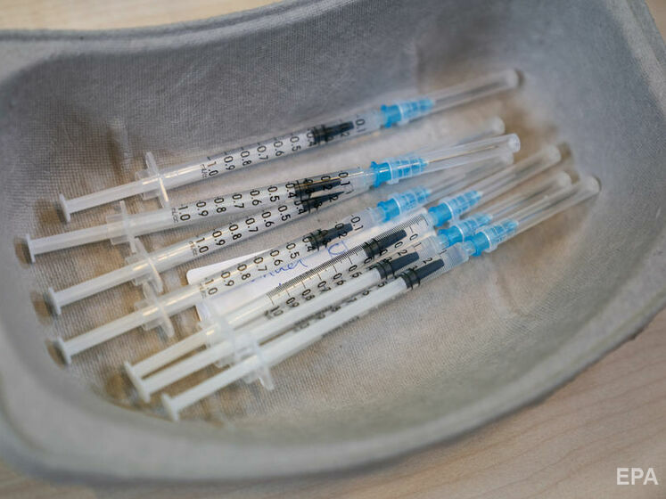 Кабмін України виділив 25 млн грн на популяризацію вакцинації проти COVID-19