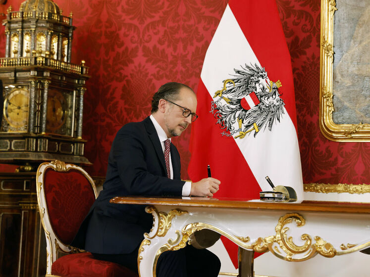 В Австрии назначили нового канцлера. Предыдущий попал в коррупционный скандал