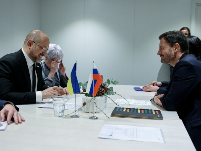 Украина рассчитывает на поддержку Словакии в противодействии попыткам оператора "Северного потока – 2" обойти требования сертификации ЕС – Шмыгаль