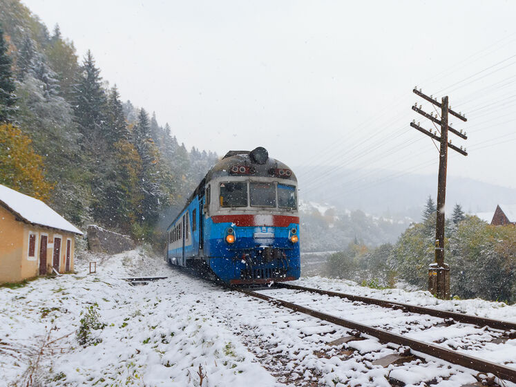 В 2020 году на железной дороге Украины произошло 813 аварий. Треть из них – из-за плохого состояния подвижного состава – "Укрзалізниця"