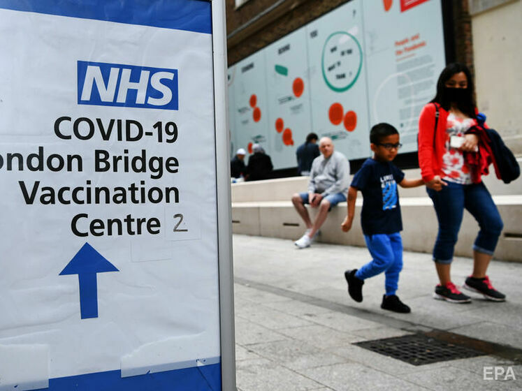Науковці з Великобританії виявили новий штам коронавірусу. Він може виявитися заразнішим за "Дельту" – Financial Times