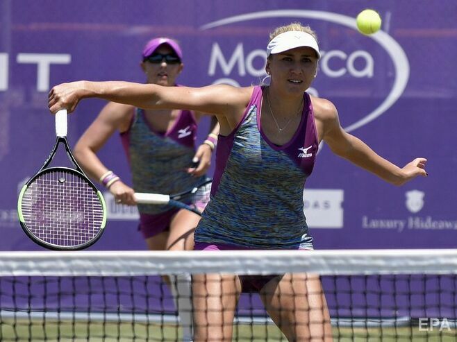 На турнире WTA в Москве украинка с румынкой вышли в финал, обыграв вторую пару россиянок подряд