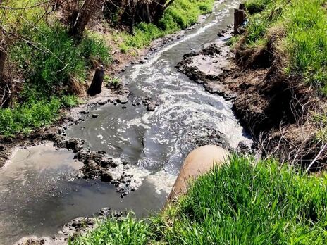 У Кіровоградській області чиновники водоканалу скидали відходи в річку Інгул. У СБУ заявили, що запобігли екологічній катастрофі