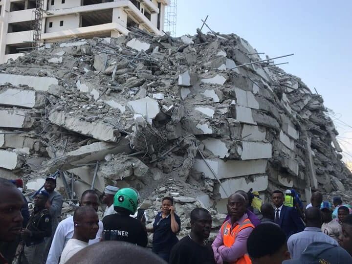 У Нігерії обвалилася 22-поверхова будівля, 100 людей опинилися під завалами