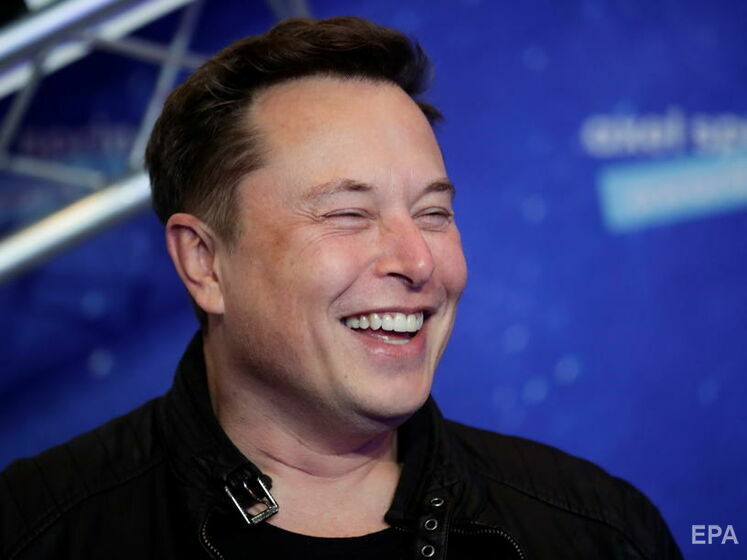 Основатель Tesla Маск сменил имя в Twitter