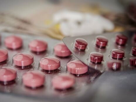 Четыре из 10 наиболее популярных в Украине лекарств неэффективные, заявили исследователи