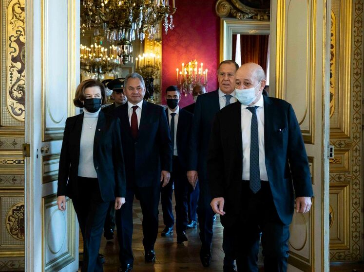 Франция предупредила РФ о последствиях в случае попыток эскалации ситуации в Украине