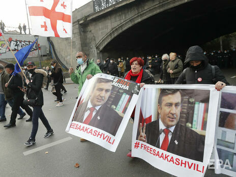 Саакашвили голодает 47-й день, у него началась кровавая рвота – Денисова