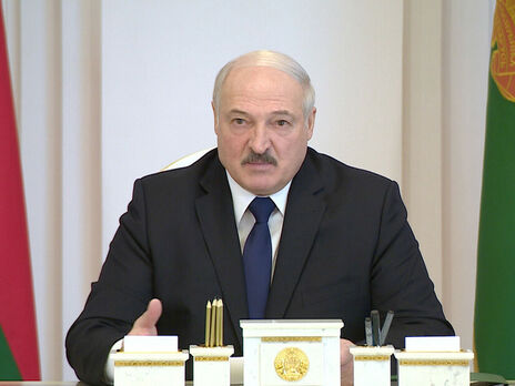 Признание, санкции и мигранты. СМИ узнали, о чем Лукашенко просил Меркель