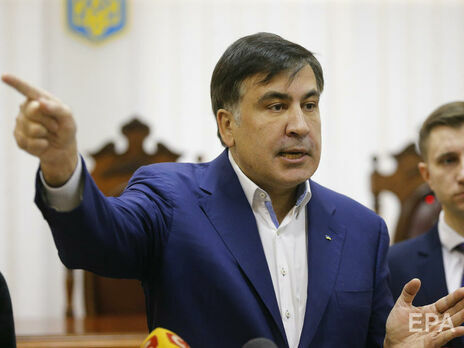 По словам врача, у Саакашвили наблюдаются головные боли
