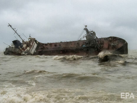Затонувший возле Одессы танкер Delfi окончательно передан в собственность государства