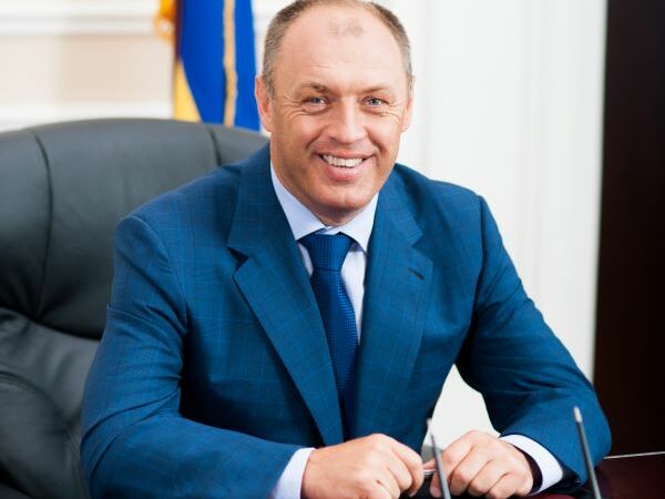 Мер Полтави заявив, що на Донбасі воюють "дві наддержави"