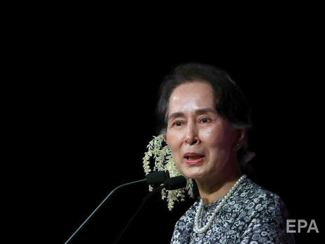 В 1991 году Аун Сан Су Чжи стала лауреатом Нобелевской премии мира