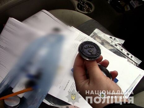 В Україні протягом тижня відкрили 100 кримінальних проваджень за підроблення COVID-документів – МВС