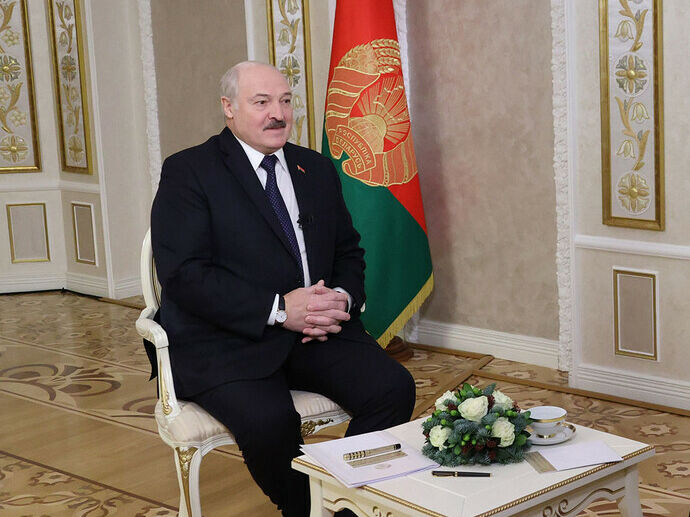 "Будет более продвинутым и стабильным". Лукашенко хочет создать с Путиным новый "Советский Союз"