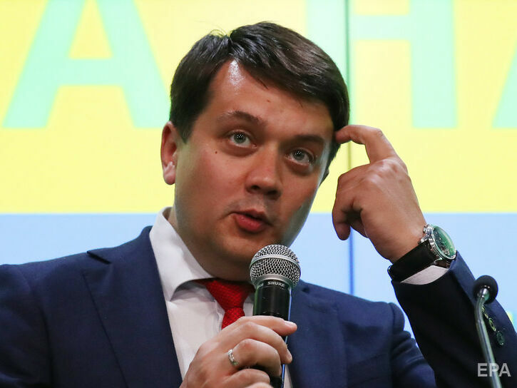 Разумков заявил, что в Украине, как и в России, наблюдается "очень плохая тенденция"