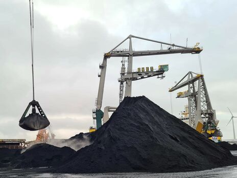 Від початку грудня ДТЕК імпортував морем приблизно 200 тис. тонн вугілля