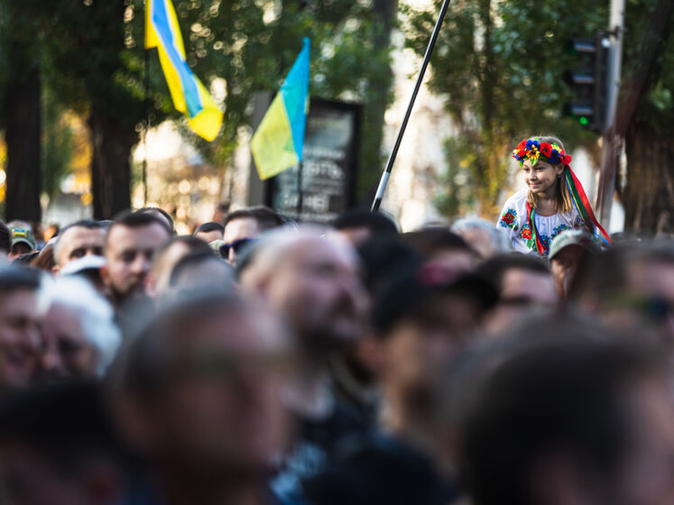 Лише 17% українців вважають, що Україна рухається правильним курсом – опитування