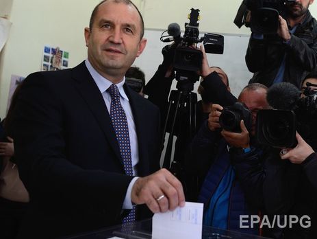 Социалист Радев побеждает на выборах президента Болгарии – экзит-полл