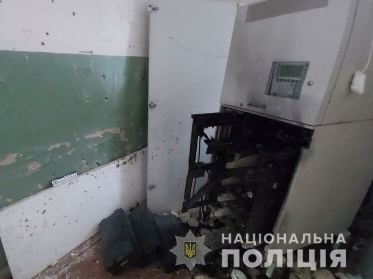 У Харківській області підірвали банкомат у будівлі лікарні. Гроші з нього забрали – поліція
