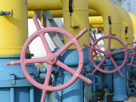 Кабмин Украины запретил продавать украинский газ ряду потребителей с наценкой больше 1%