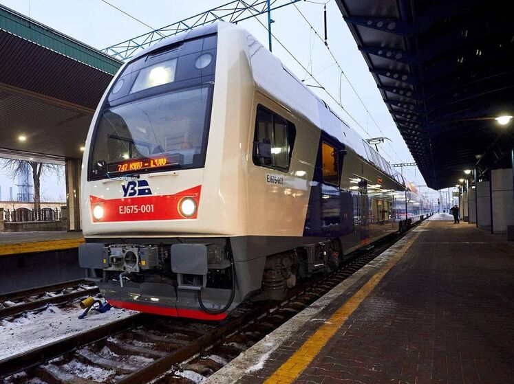 "Укрзалізниця" за новорічні свята перевезла 1,5 млн пасажирів