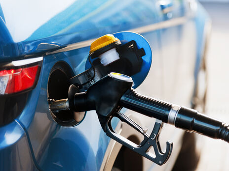 Проти початку січня середня ціна на бензин зросла на 0,95 грн за літр