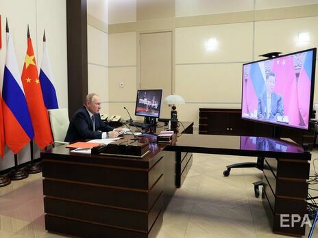 Сі Цзіньпін під час розмови з Путіним міг попросити не вторгатися в Україну під час Олімпіади – Bloomberg