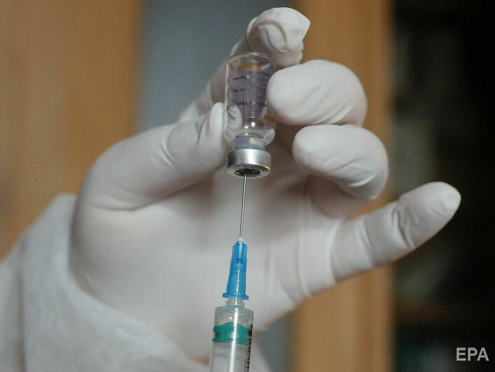 В Украине минимум одну дозу вакцины против COVID-19 получили 49% взрослого населения – Минздрав