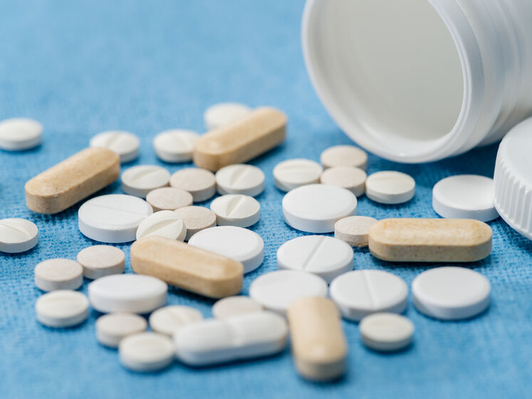 МОЗ України зареєструвало для екстреного застосування препарат проти COVID-19 молнупіравір