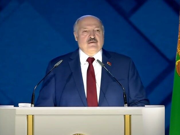 Лукашенко розповів про сотні тисяч мігрантів, "розстріляних польськими прикордонниками"