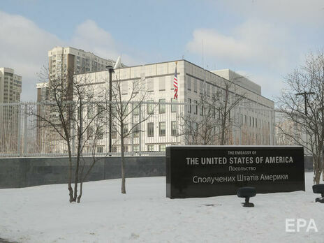 У посольстві США рекомендували виїжджати комерційним транспортом