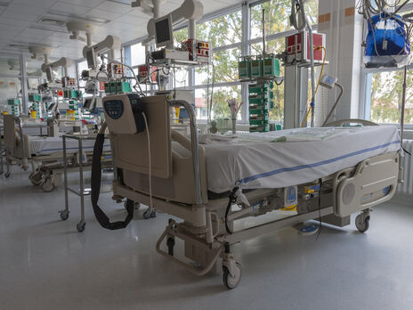 Епідемія коронавірусу в Україні. МОЗ збільшило в лікарнях кількість ліжок для дітей