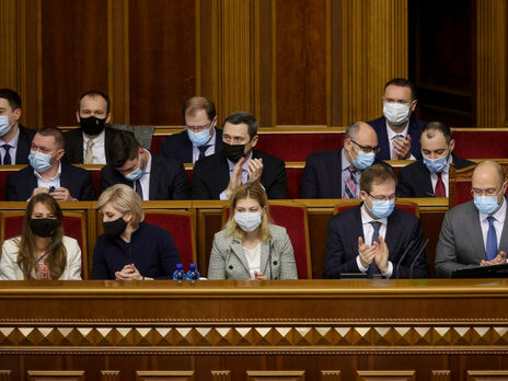 Журналісти зібрали інформацію про 20 чинних міністрів та одного в.о.