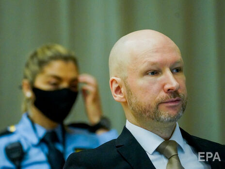 Суд у Норвегії відхилив прохання Брейвіка про дострокове звільнення