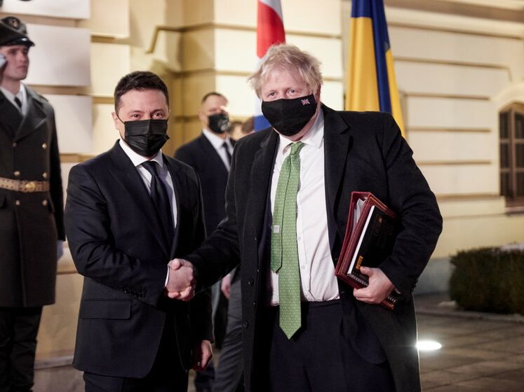 Джонсон назвал возможное вторжение России в Украину политической и гуманитарной катастрофой
