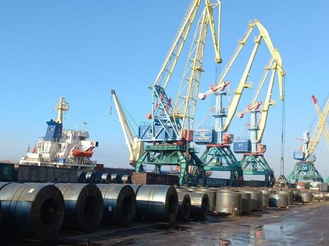 Вантажообіг морських портів України зріс за місяць майже на 50% – Шмигаль